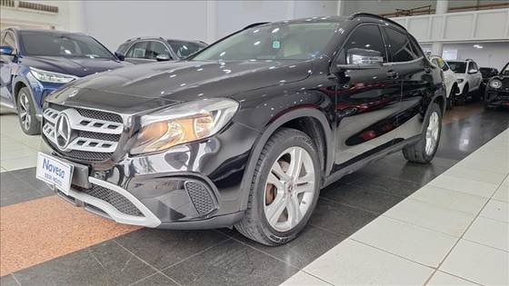 MERCEDES-BENZ GLA 200 1.6 CGI FLEX STYLE 7G-DCT